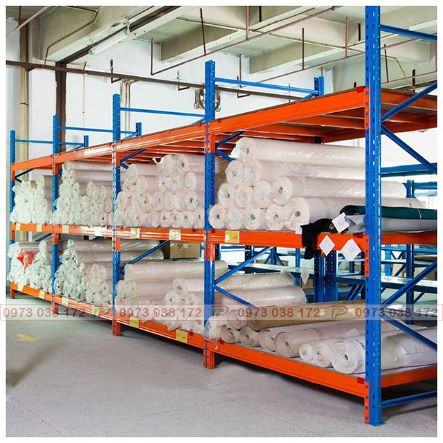 Giá kệ để vải - Kệ chứa vải trong ngành công nghiệp dệt may
